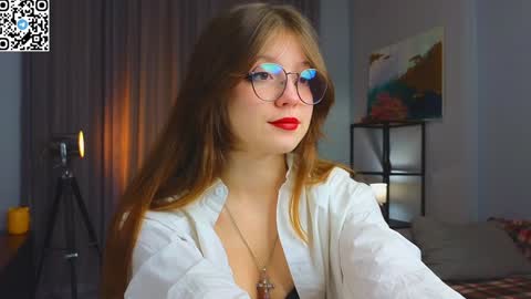 Snapshot of edithbrucker chatting on February 9, 3:00 am Im Sally Im new here lets meet online show from February 9, 3:00 am