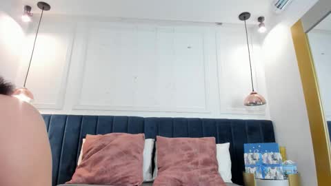 Eevee online show from December 21, 9:19 pm