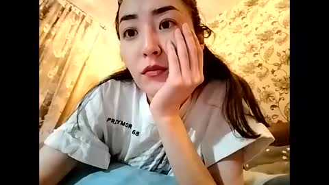 Effy online show from October 13, 3:47 pm