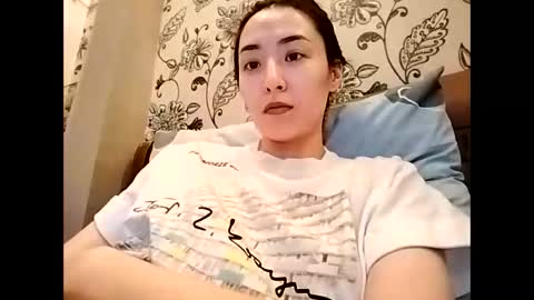 Effy online show from May 12, 4:35 pm