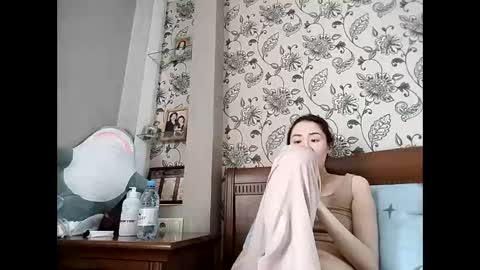 Effy online show from April 7, 9:55 am