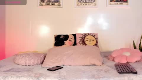 effy online show from May 30, 3:48 am