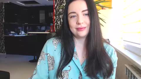 Snapshot of effy_m chatting on January 29, 9:44 am Effy online show from January 29, 9:44 am