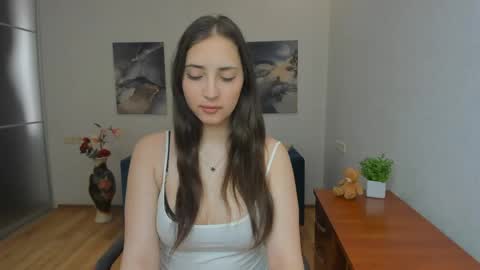Effy Royse online show from May 3, 5:33 am