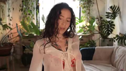 Effy online show from February 16, 6:19 pm