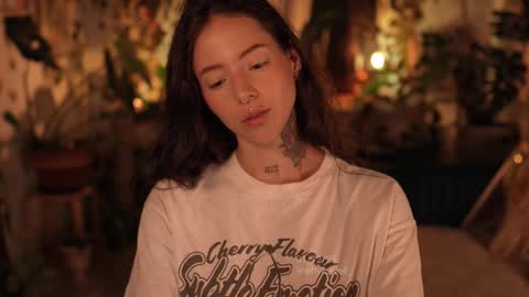 Effy online show from December 2, 12:45 am