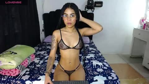 eileen__stone online show from May 21, 7:12 pm