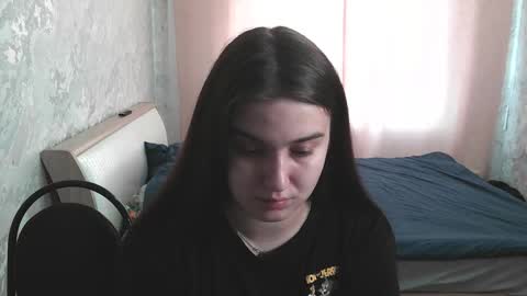 Lina online show from March 29, 12:04 pm