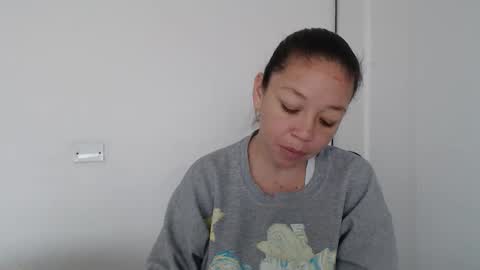 Snapshot of elaine_cooper_21 chatting on September 24, 7:02 pm Eli online show from September 24, 7:02 pm