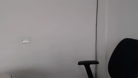Snapshot of elaine_cooper_21 chatting on September 29, 7:08 pm Eli online show from September 29, 7:08 pm