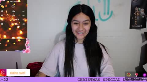Snapshot of elaine_sun chatting on December 20, 12:30 am Elaine eli online show from December 20, 12:30 am