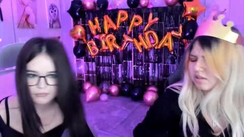 Your sweet girl online show from October 19, 8:33 pm