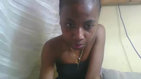 Snapshot of elalia1234 chatting on September 20, 4:00 am elalia1234 online show from September 20, 4:00 am