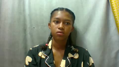 elaliealdy online show from October 13, 5:10 am