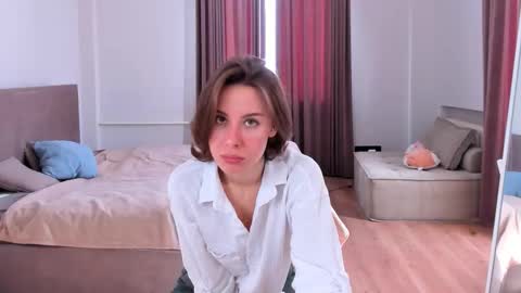 ELA 3 online show from March 19, 6:29 am