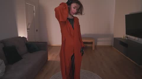 ELA 3 online show from March 12, 6:16 am