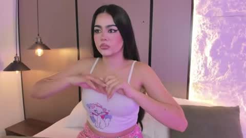 elara_bloom_ online show from June 30, 2:22 am