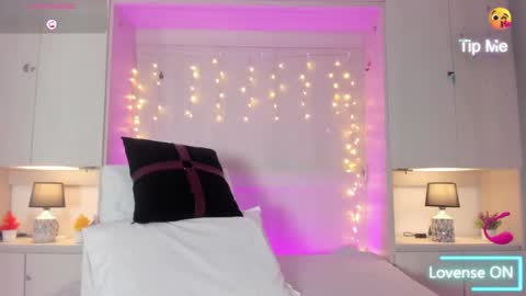 elarey_ online show from May 23, 12:14 pm