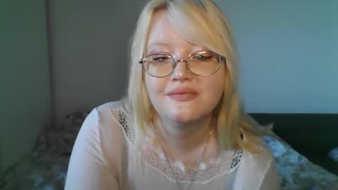 elayne_sweet online show from May 6, 6:28 am