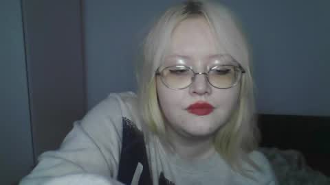 elayne_sweet online show from May 16, 10:36 am