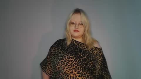 elayne_sweet online show from July 3, 6:19 am