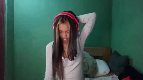 eldie69 online show from May 26, 2:49 pm