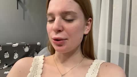 Elli online show from December 21, 4:33 pm