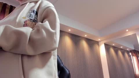 Snapshot of electraa_fox chatting on December 6, 11:33 am Electra online show from December 6, 11:33 am