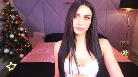 elegant_mysterious online show from January 7, 9:07 pm