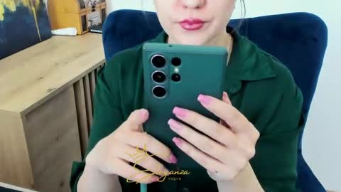 eleganzavogue online show from May 12, 7:27 am