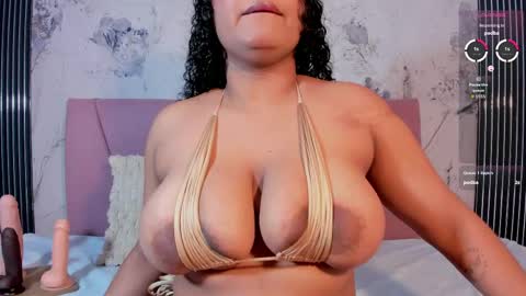 elena_wolff online show from May 23, 12:03 pm