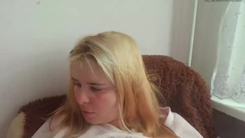 Elena online show from May 18, 3:07 pm