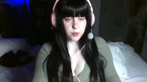 Snapshot of elenagilbert12 chatting on September 28, 10:15 pm Goddess Elena online show from September 28, 10:15 pm