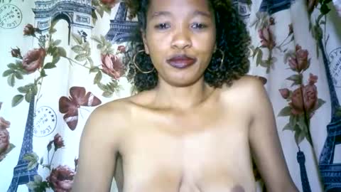 elenah013 online show from November 8, 9:25 am