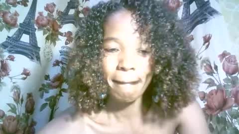 elenah013 online show from December 18, 7:13 am