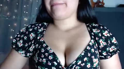 Elina  online show from October 20, 4:10 pm