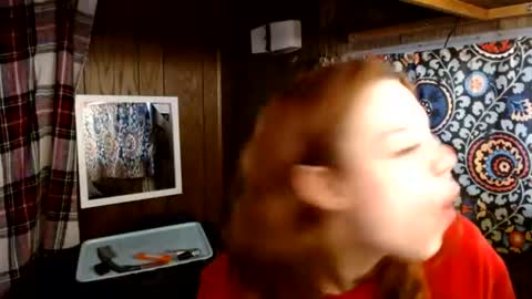 Elina online show from June 25, 5:12 am