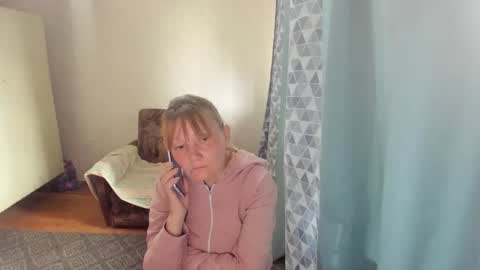 Elis online show from May 30, 10:02 am