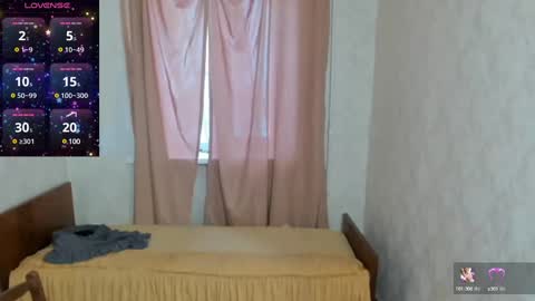 Snapshot of elis_gabbi chatting on February 5, 8:21 am Elis online show from February 5, 8:21 am