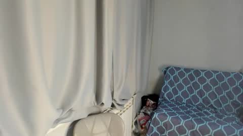 Snapshot of elis_gabbi chatting on September 16, 8:00 am Elis online show from September 16, 8:00 am