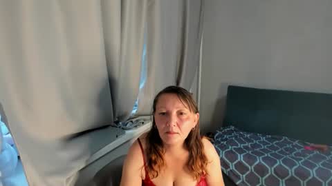 Snapshot of elis_gabbi chatting on September 13, 2:08 am Elis online show from September 13, 2:08 am