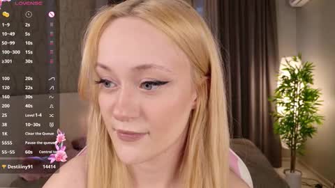 Elis online show from November 19, 1:22 pm