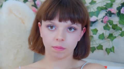 ElisabethDavis online show from May 8, 4:54 pm