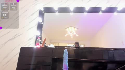 Liss online show from October 15, 3:36 pm