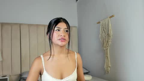 Elise diamond online show from May 14, 1:44 am