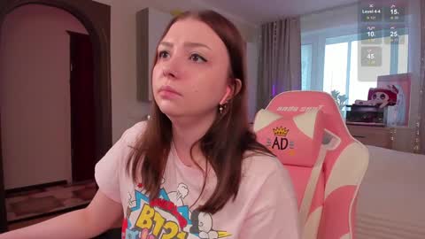 Elise    online show from January 11, 9:47 am