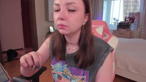 Elise    online show from January 18, 10:06 am