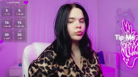 Eliss online show from November 27, 6:44 pm