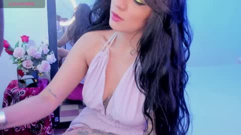 E L I S S A online show from April 9, 1:52 am