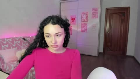 Eliss online show from June 15, 12:49 pm